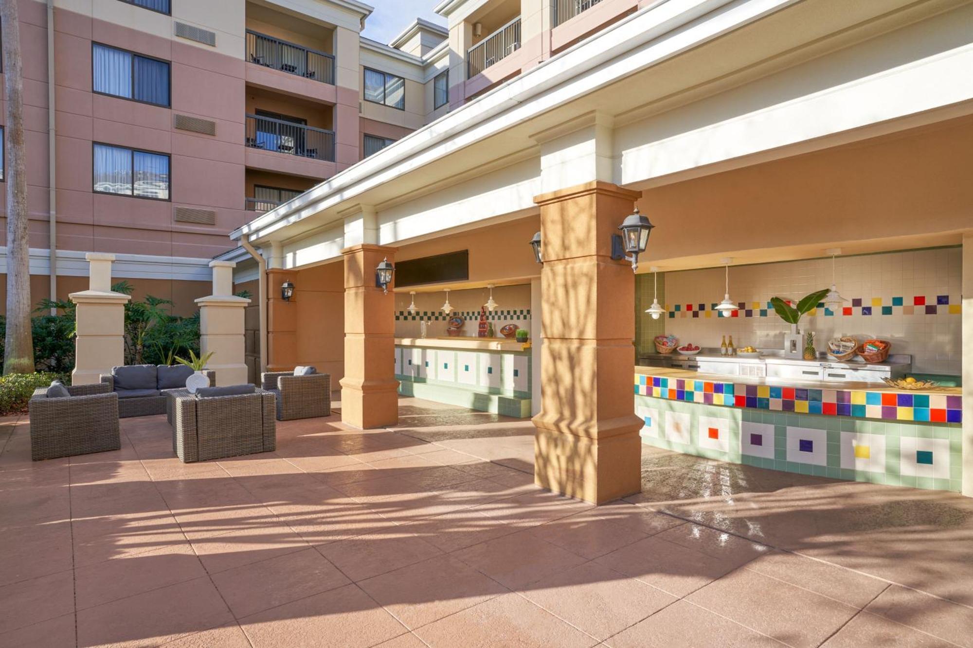 Courtyard By Marriott Orlando Lake Buena Vista In The Marriott Village Exteriör bild
